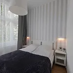Victus Spacious Apartments In The City Center By Noclegi Renters Apartamento *