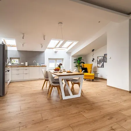 شقة Victus Spacious In The Center By Renters سوبوت