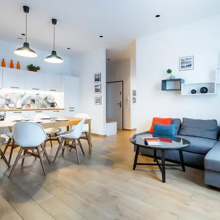 Victus Spacious Apartments In The City Center By Noclegi Renters Appartement