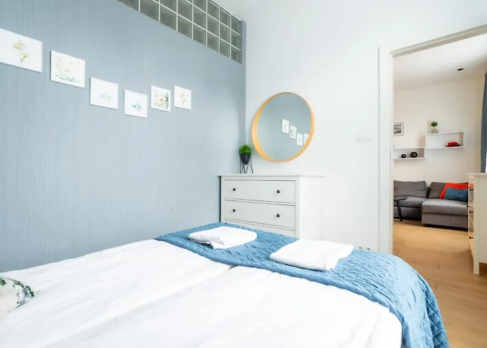 Victus Apartamenty, Victus